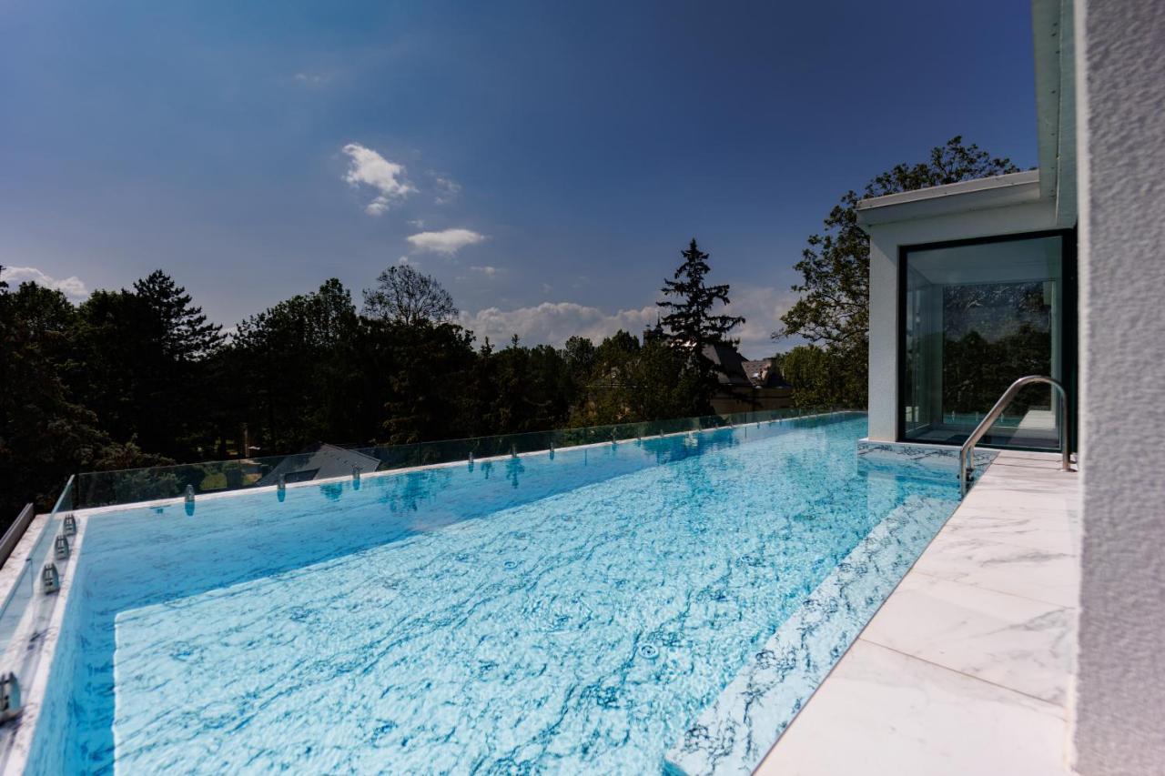 Villa Bauhaus Wellness Apartments 207 - Petiteplage Siofok Ngoại thất bức ảnh