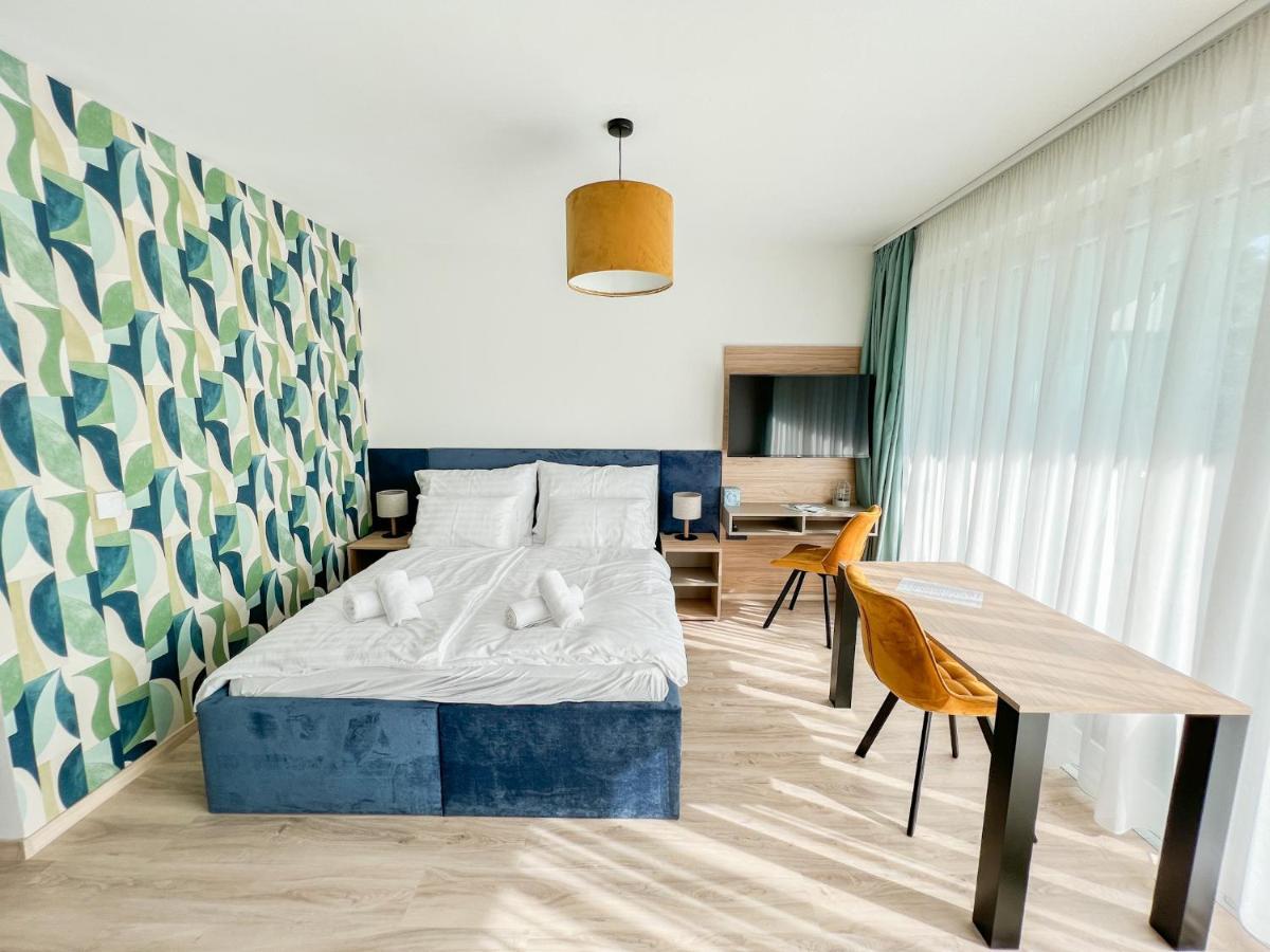 Villa Bauhaus Wellness Apartments 207 - Petiteplage Siofok Ngoại thất bức ảnh