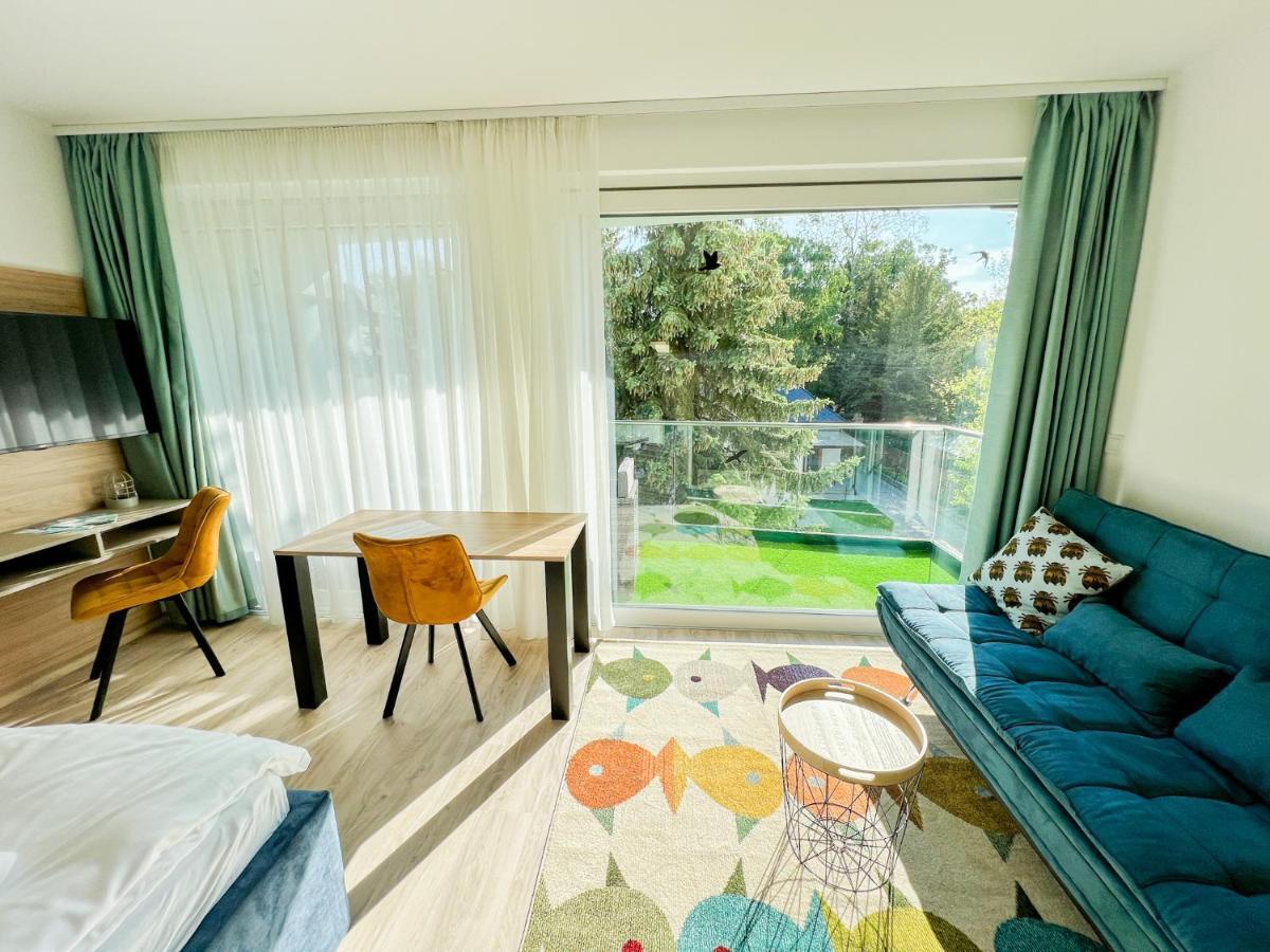 Villa Bauhaus Wellness Apartments 207 - Petiteplage Siofok Ngoại thất bức ảnh