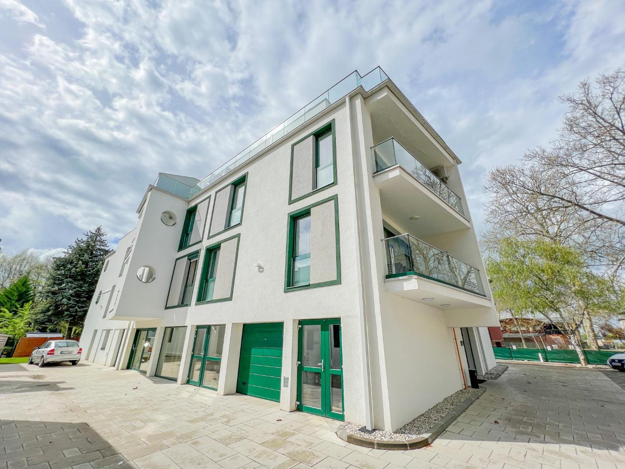 Villa Bauhaus Wellness Apartments 207 - Petiteplage Siofok Ngoại thất bức ảnh